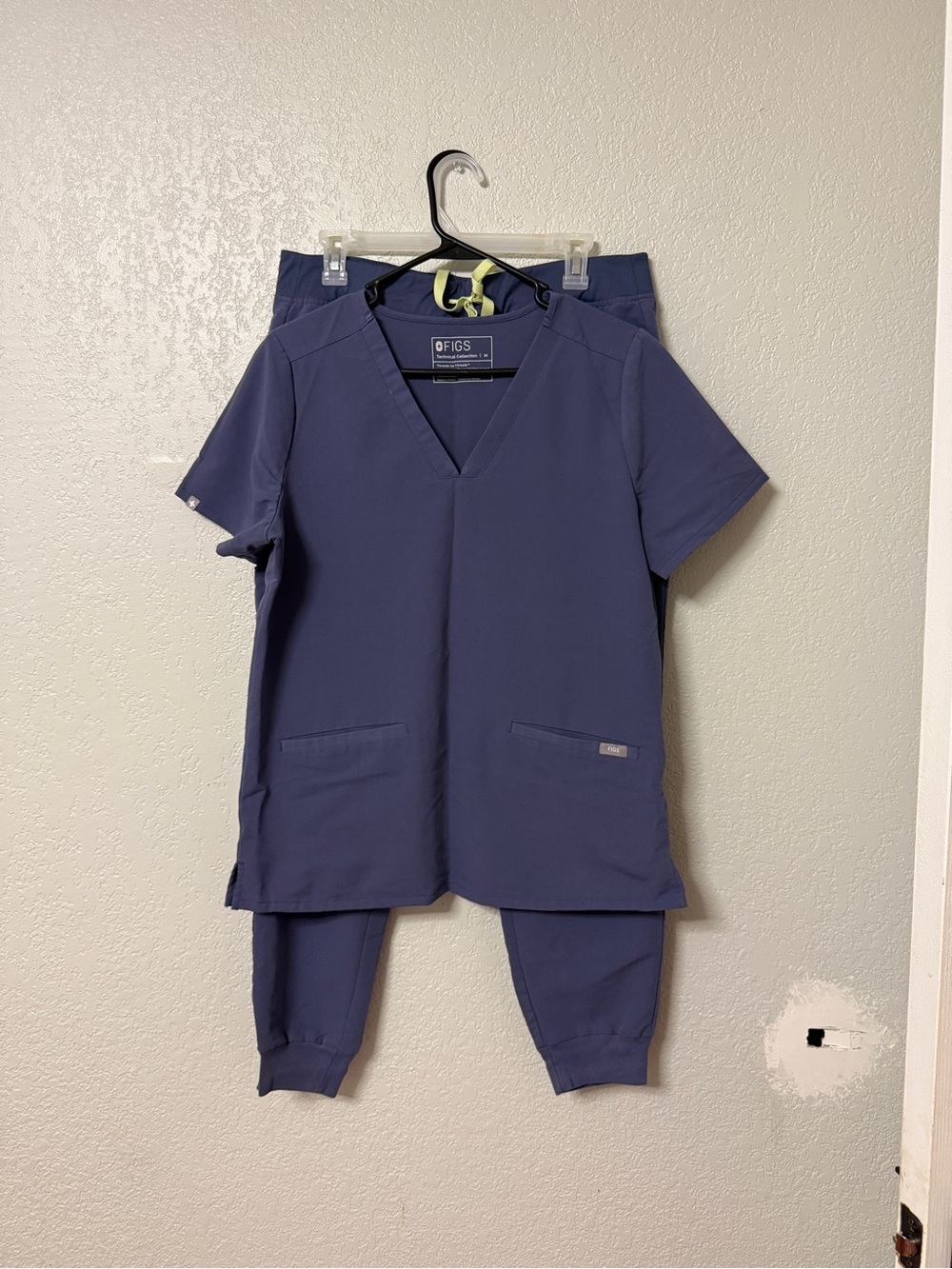 Figs Scrub Set with V-Neck Top and Jogger Pants
